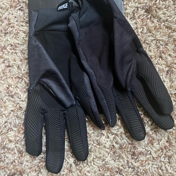 Nike Base Layer Womens Gloves - Picture 3 of 8